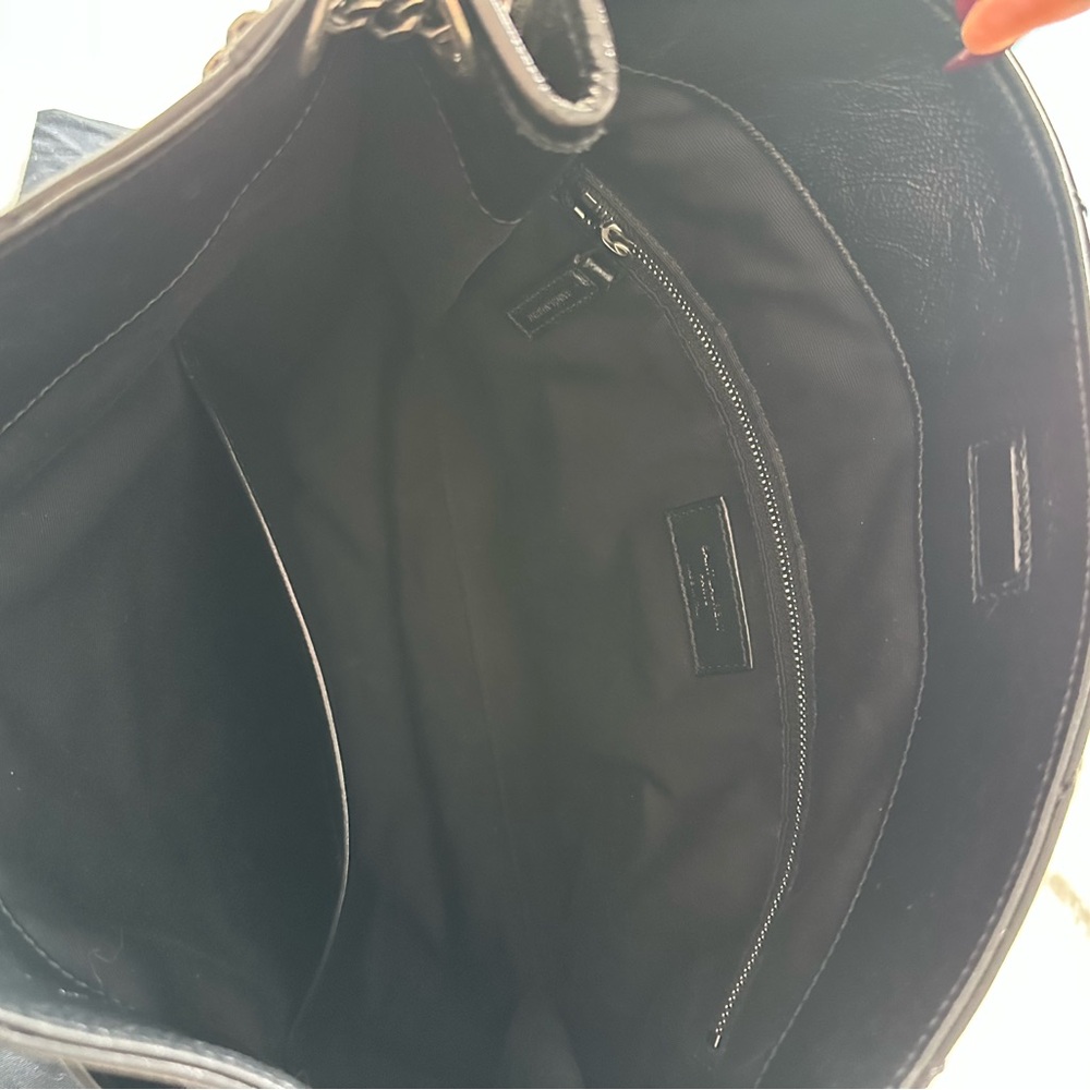 Yves Saint Laurent Black Tote Bag - Picture 11 of 15